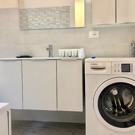 Appartamento Triestevillas Deamicis22 Residential Area 6 Guests *