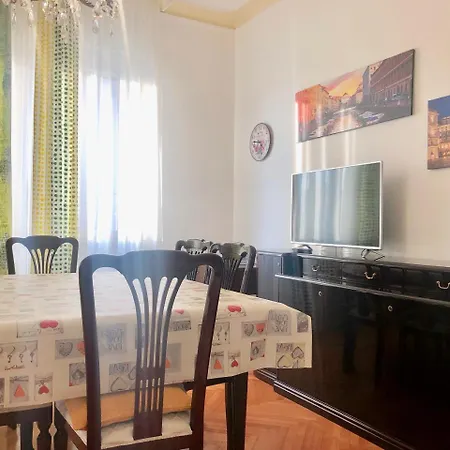 Triestevillas Deamicis22 Residential Area 6 Guests Appartamento Trieste