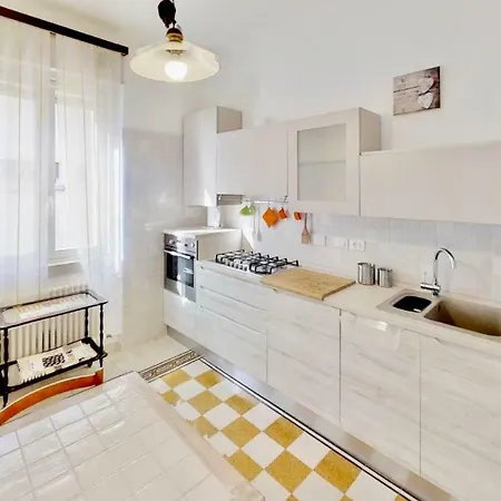Triestevillas Deamicis22 Residential Area 6 Guests *